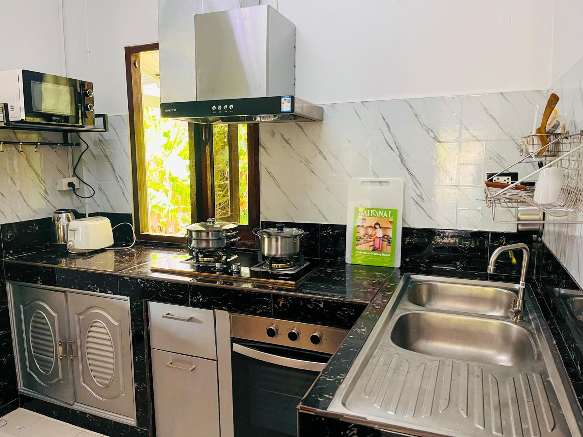 2Br Maryam Villa Near Tesco & Beach. หาดบางเทา ภายนอก รูปภาพ
